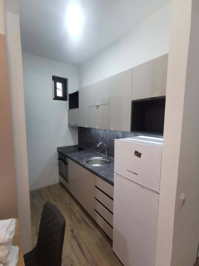 Restoran Due Punti Daire Kursumlija Dış mekan fotoğraf